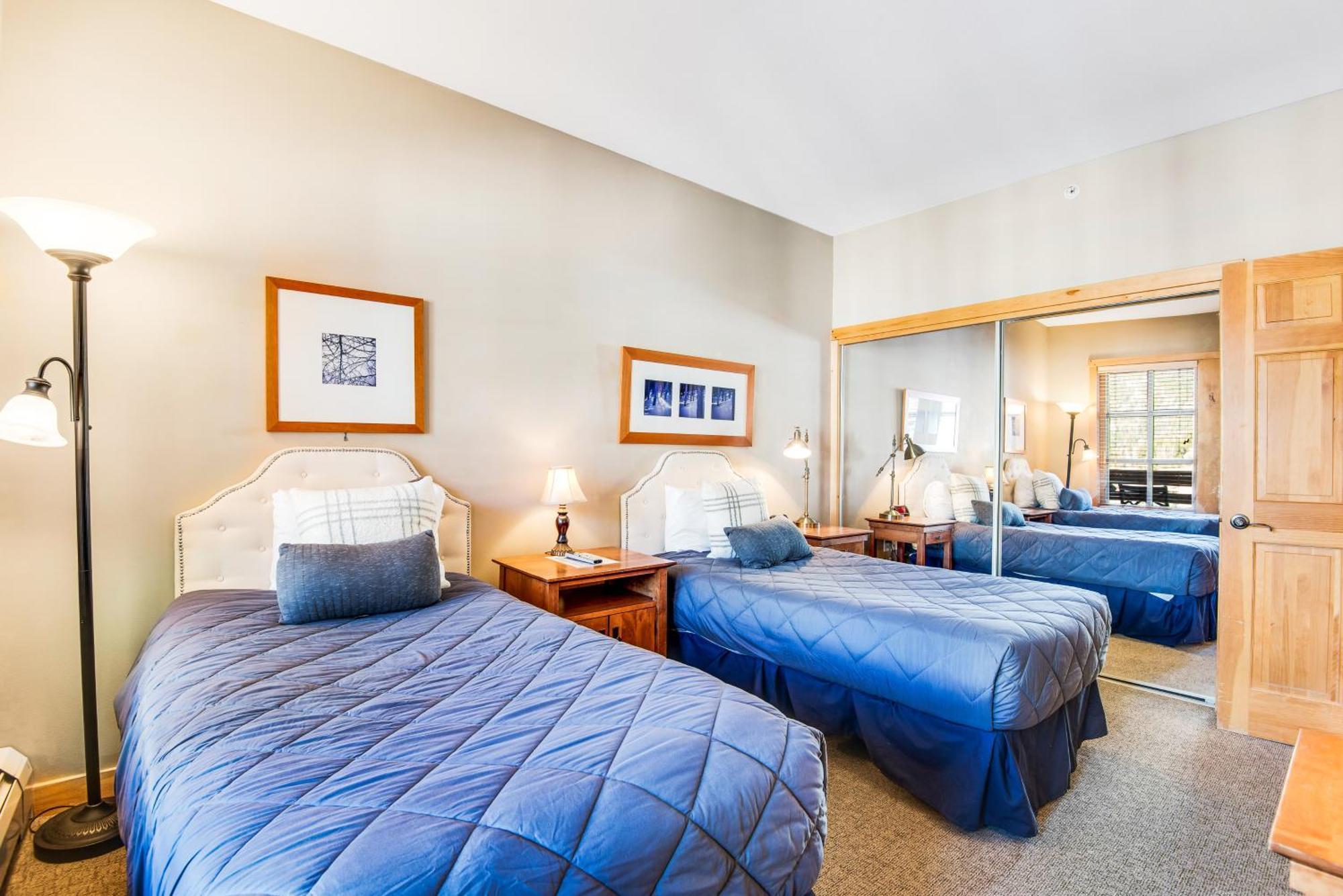 Passage Point 215 Villa Frisco Room photo